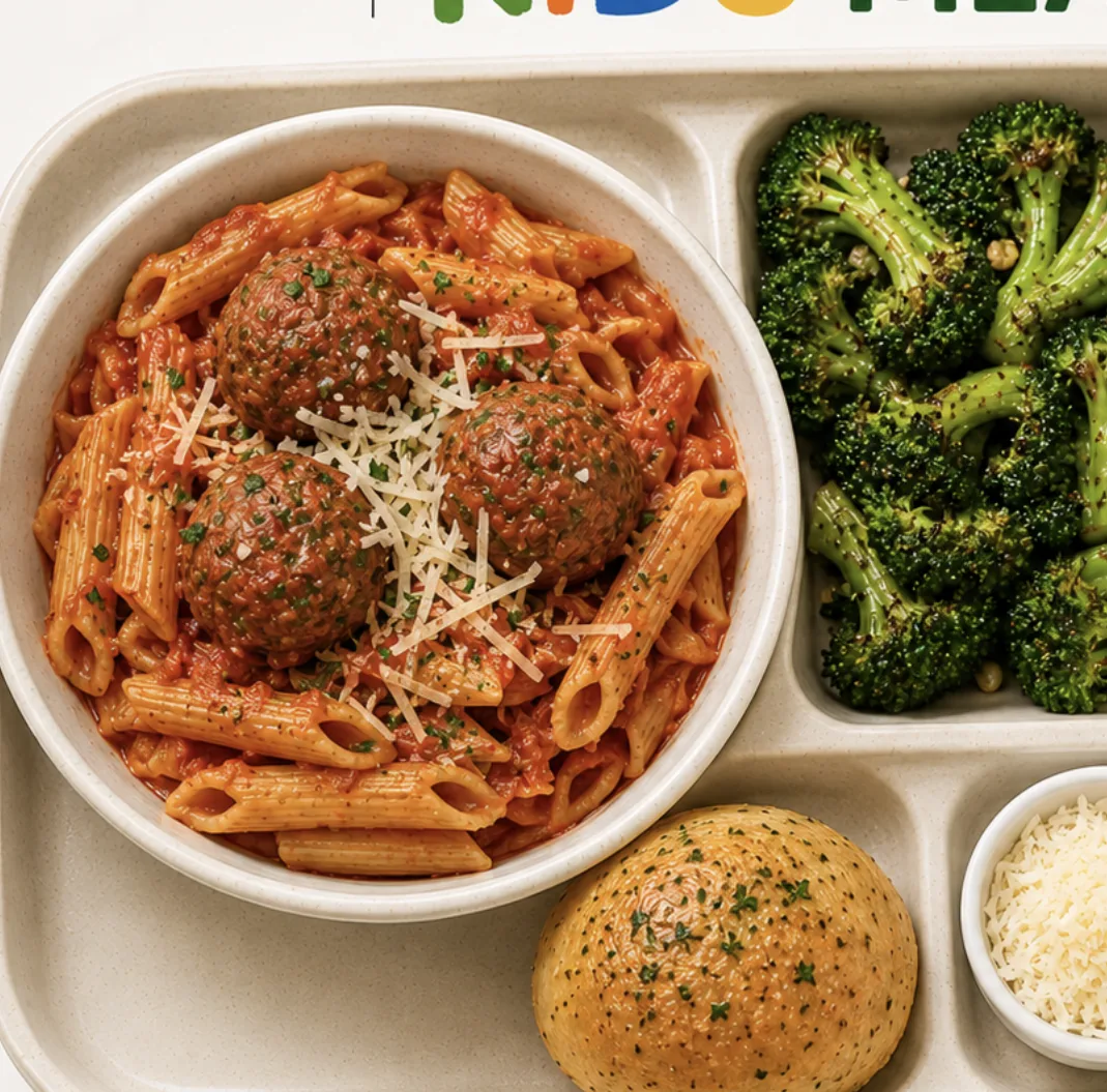 Penne with tomato sauce and meatballs